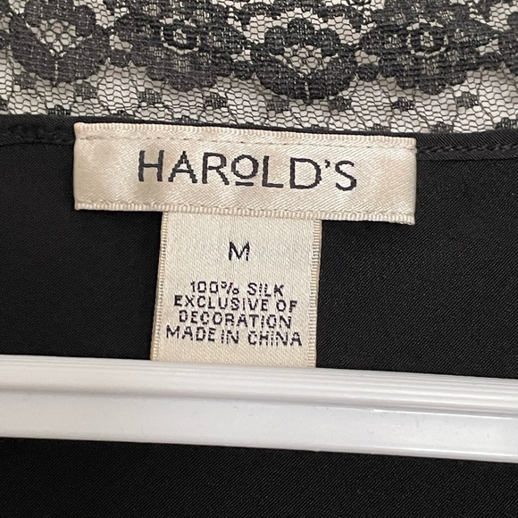 HAROLD’S Vintage Sleeveless 100% Silk Blouse - Picture 2 of 3